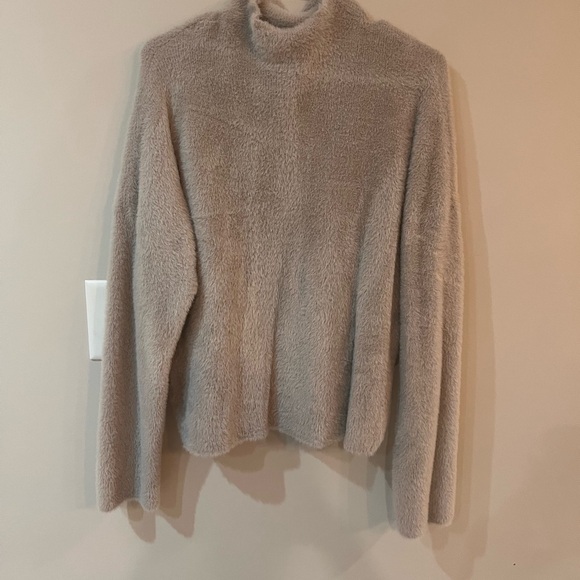 Abercrombie eyelash mockneck - Picture 6 of 6